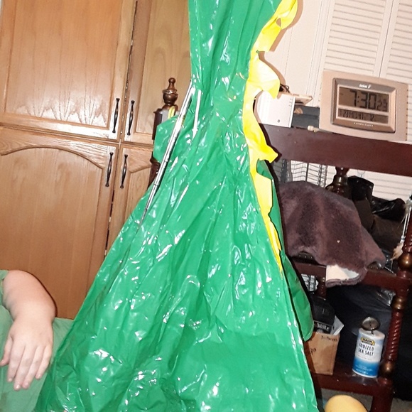 Childs Dinosaur Rain Poncho - Picture 3 of 3